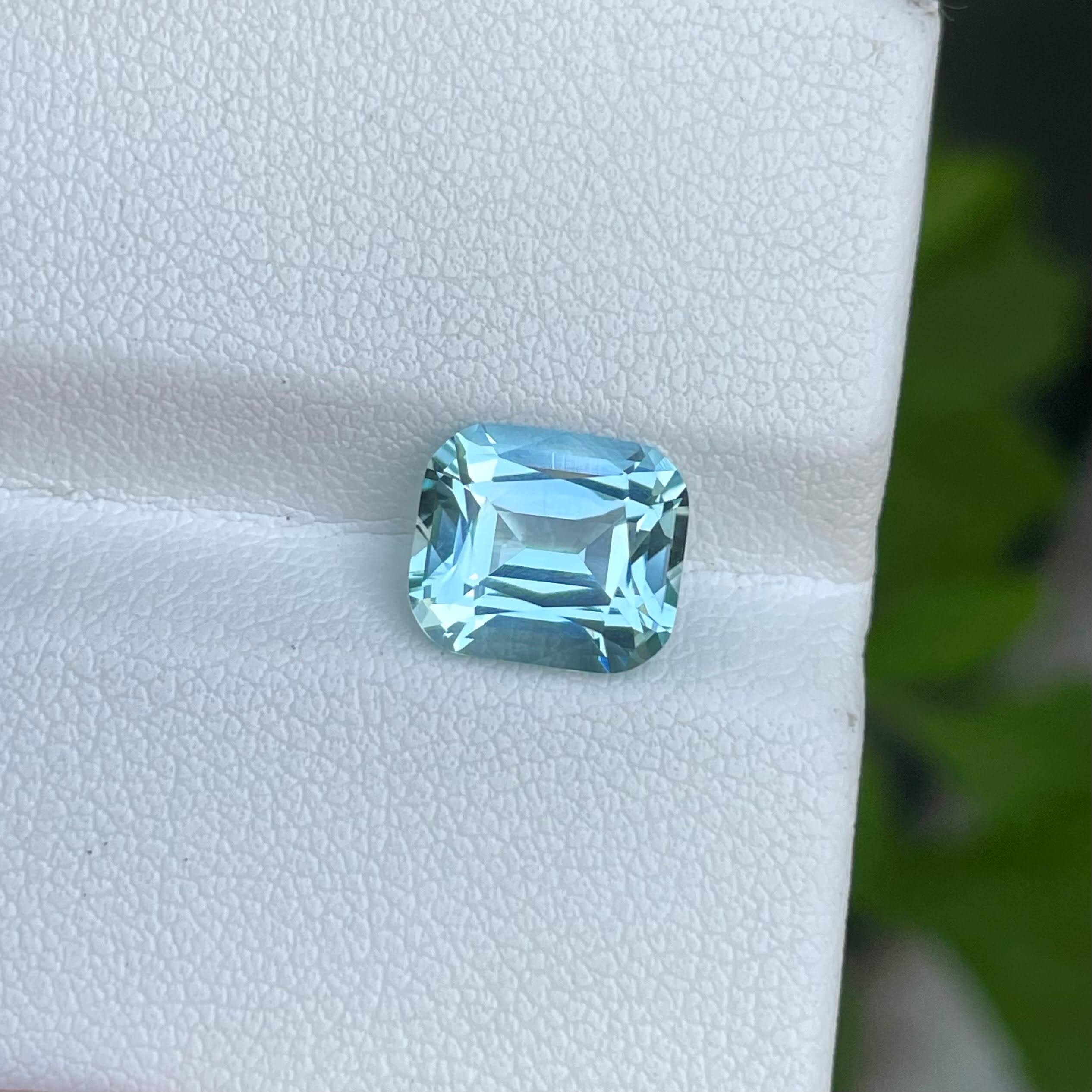 2.80 Carats Blue Aquamarine Cushion Cut