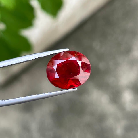 Dazzling Bright Red Garnet 10.35 carats Fancy Oval Cut Natural Tanzanian Gemstone