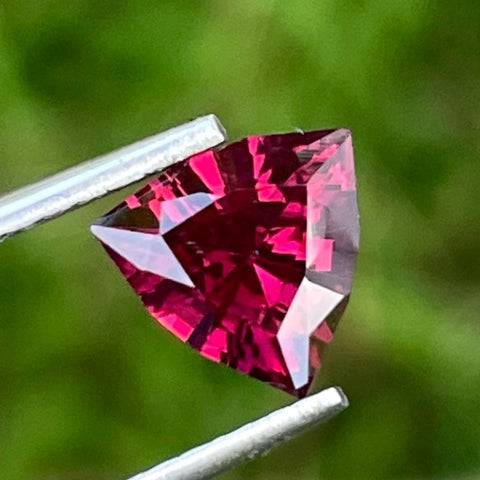 Organic Pinkish Red Rhodolite Garnet 1.40 carats Trilliant Cut Madagascar's Loose Gemstone