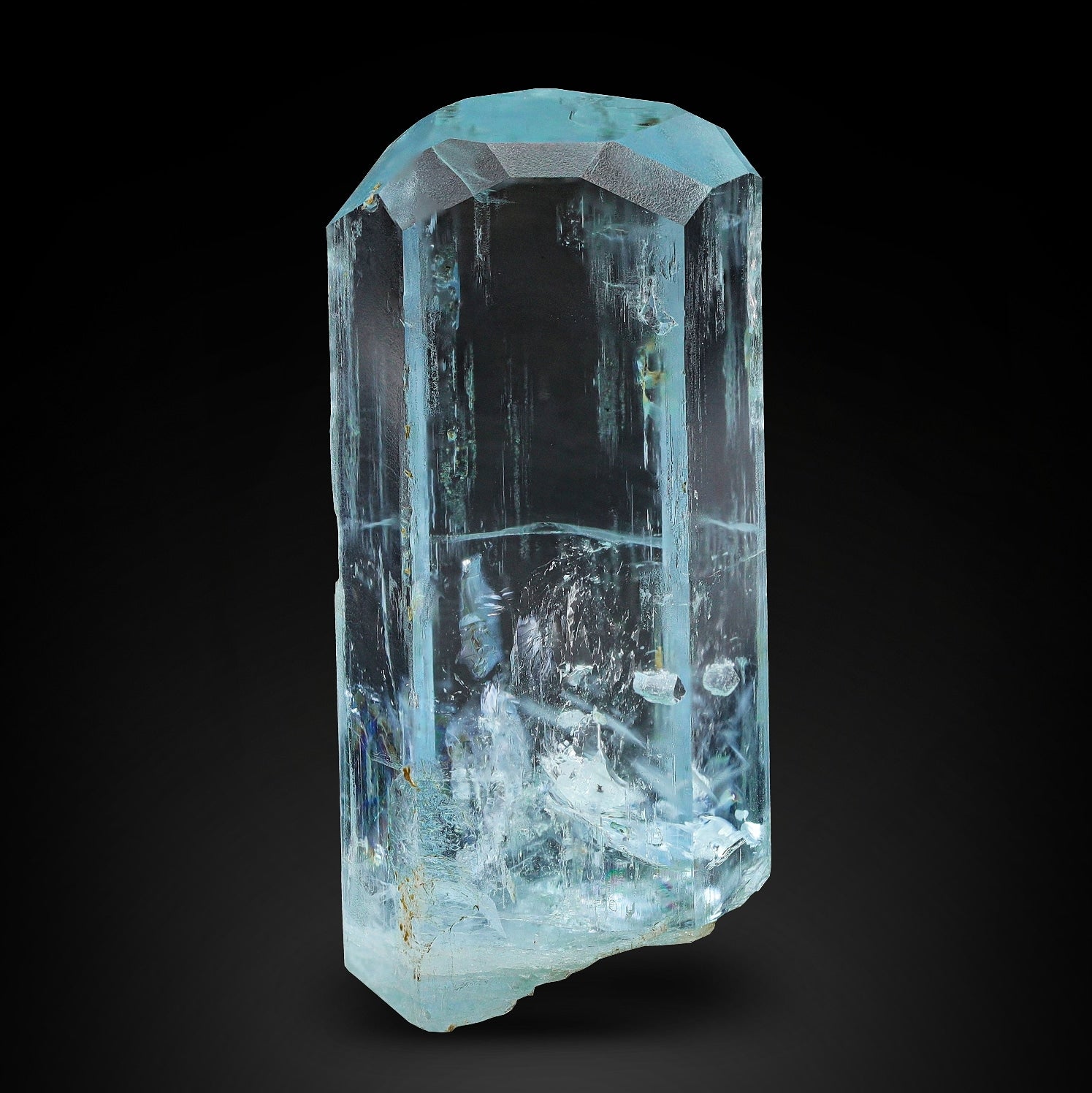 Diamond Cut Terminated Aquamarine Crystal