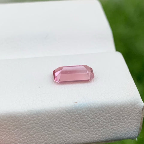 1.0 Carat Pink Spinel Gemstone – Gandhara Gems