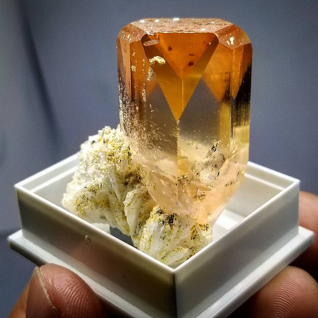 Beautiful Topaz Crystal w/ White Cleavelandite