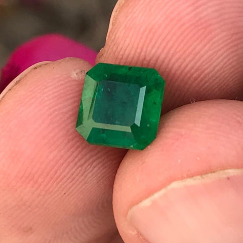 2.05 Carats Square Emerald-Cut Swat Emerald