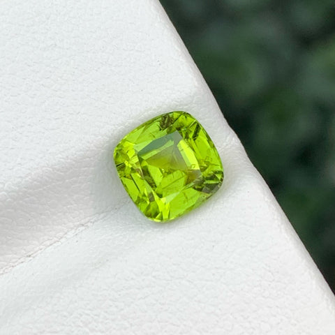 Amazing Apple Green Peridot Gemstone