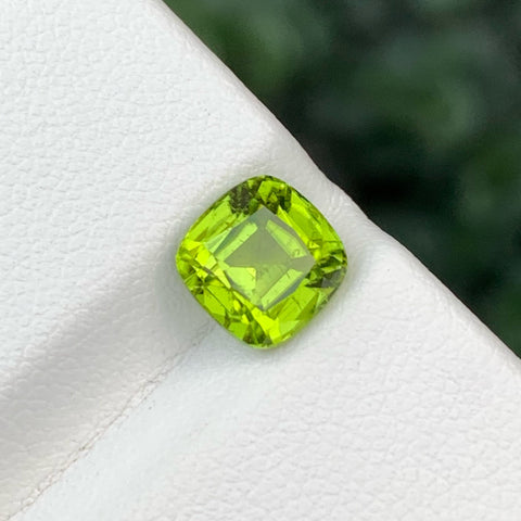 Amazing Apple Green Peridot Gemstone