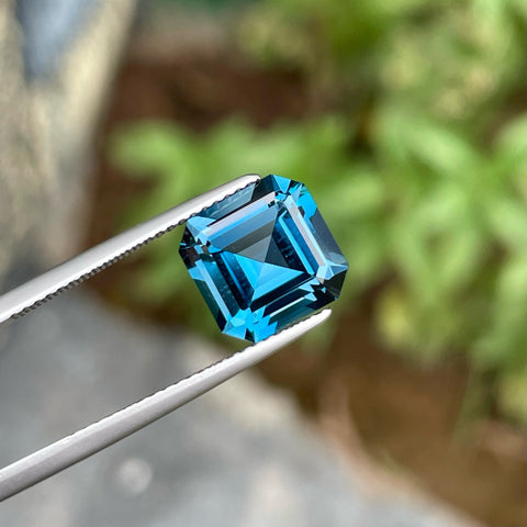 Asscher Cut London Blue Topaz Stone