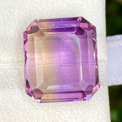 8 carats Ametrine