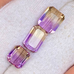 13 carats Ametrine