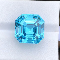 Buy 22.84 Carats Beautiful Electric Blue Topaz