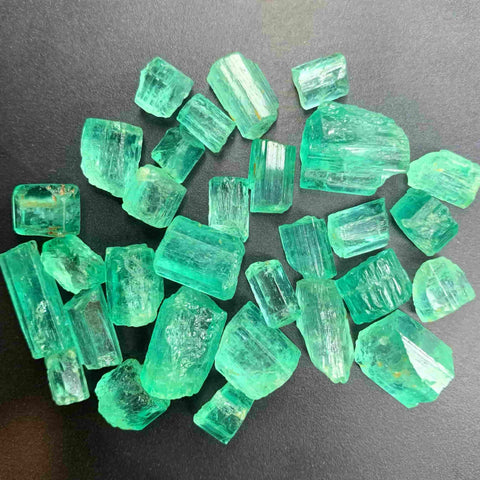 Beautiful Facet Rough Small Size Emerald
