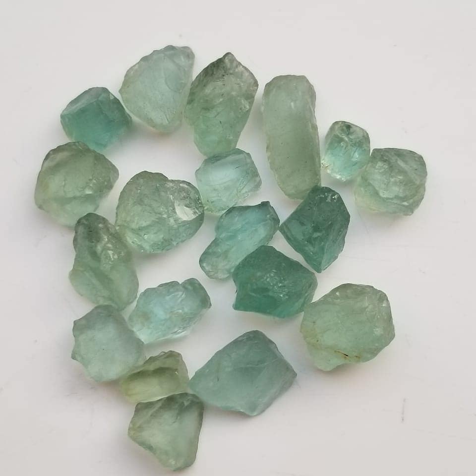 Beryl: 26.20 Grams Beautiful Lot of Faceting Rough Light Green Beryl