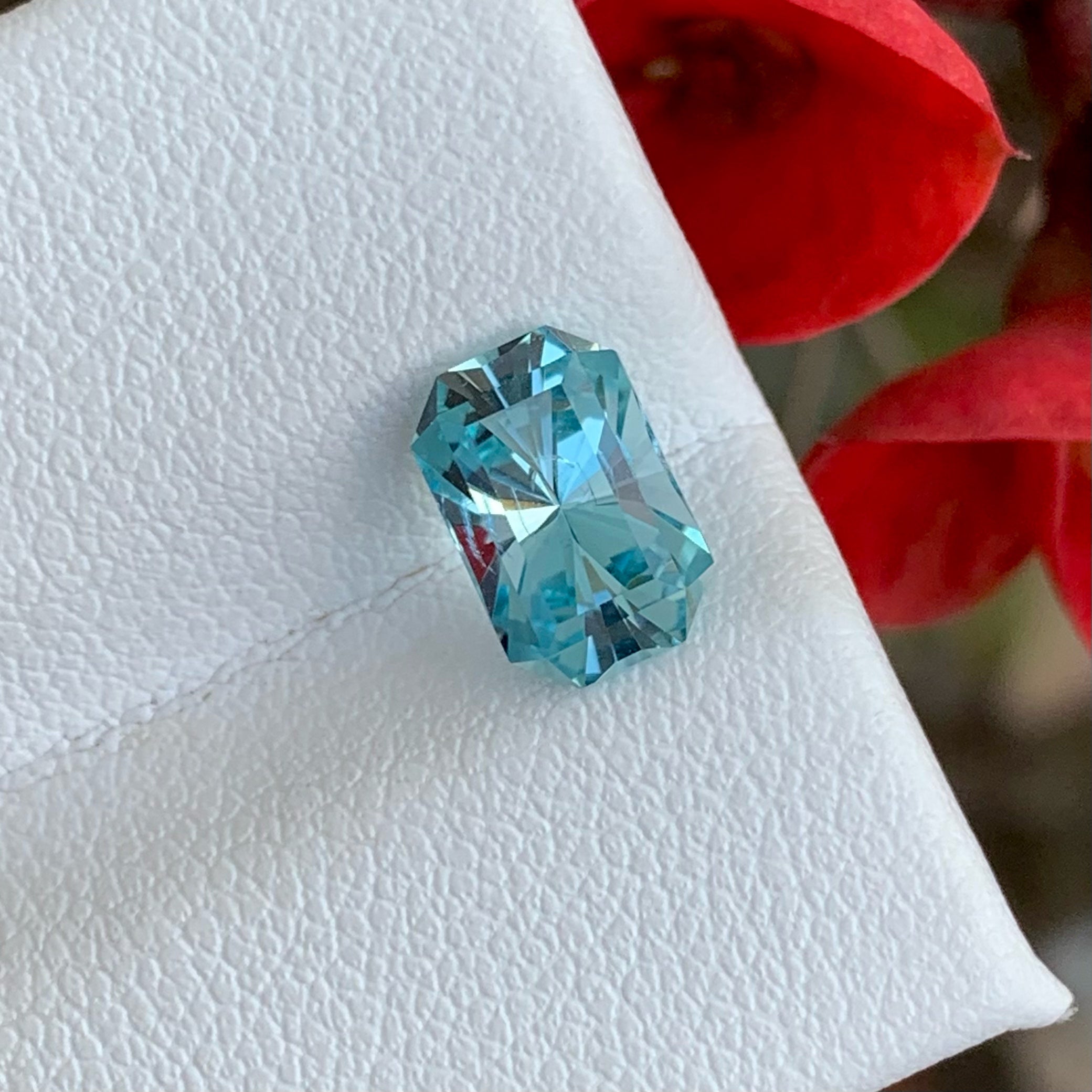 Beautiful Natural Loose Aquamarine Gemstone