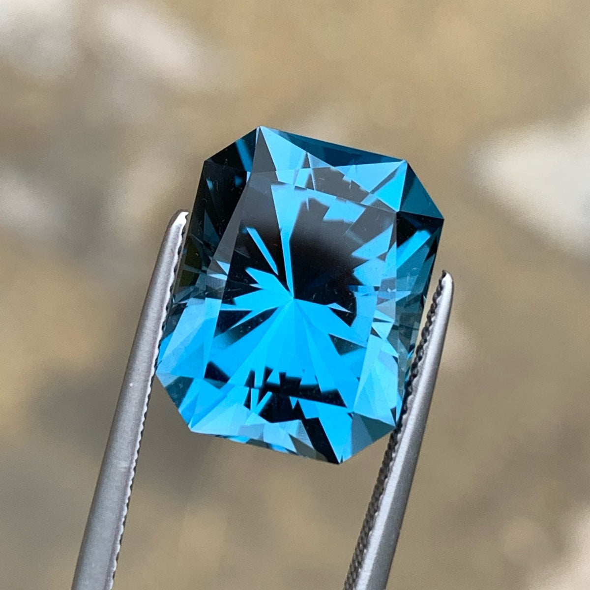 Brilliant London Blue Topaz Gemstone