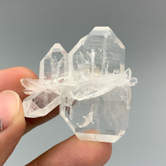 Butterfly Shape Adorable Faden Quartz Cluster