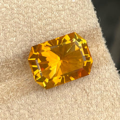 Deep Golden Citrine Gemstone