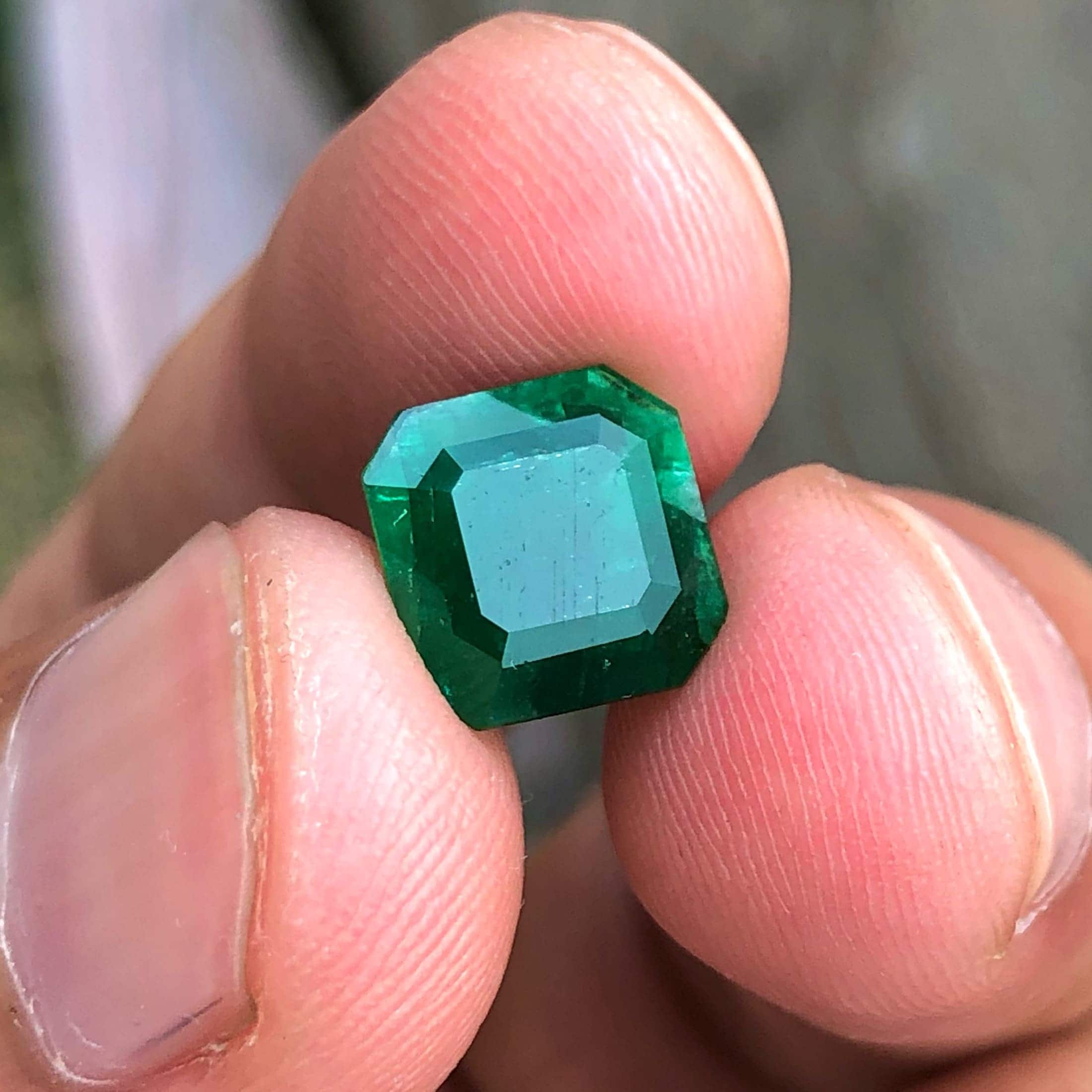 Natural Swat Emerald Gemstone