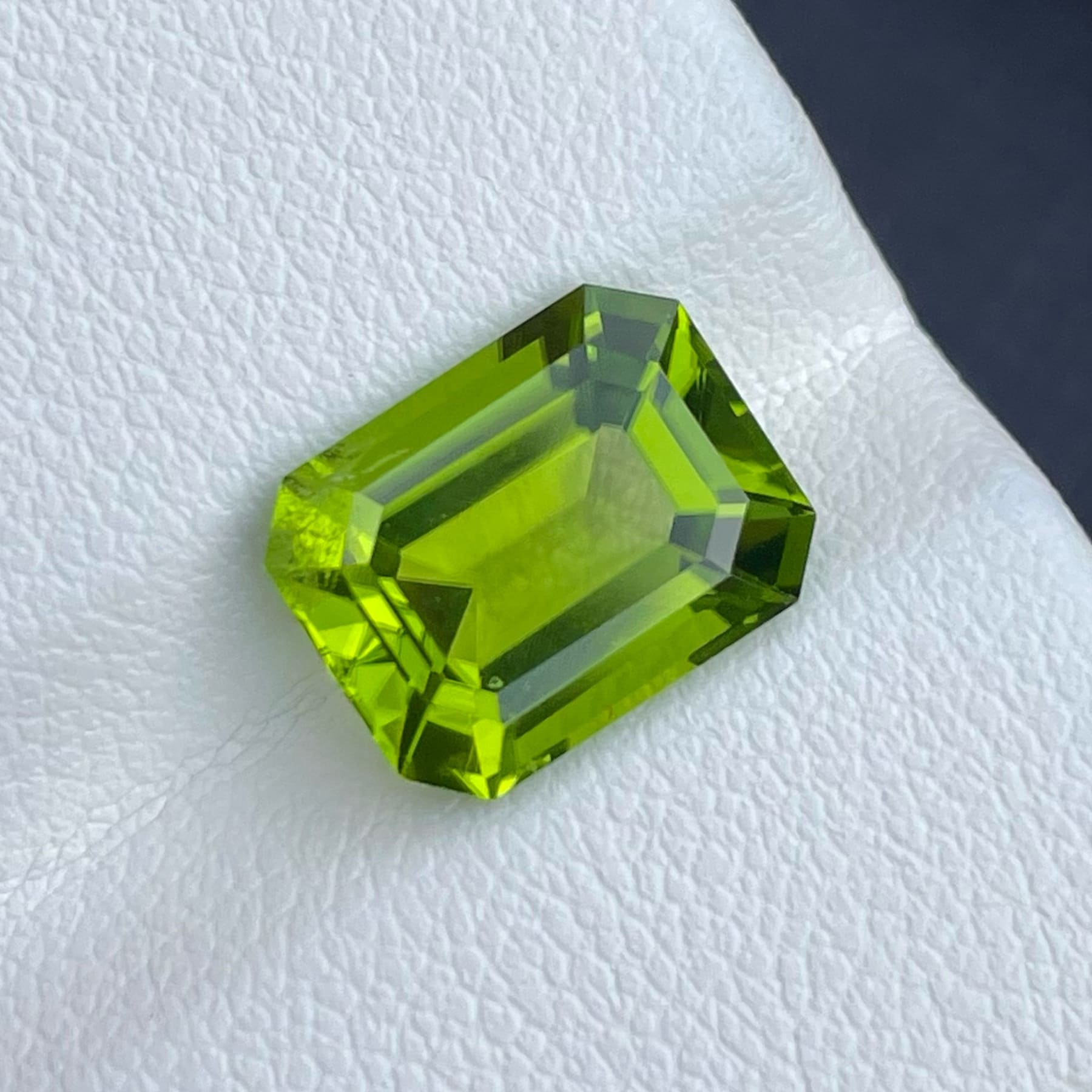 Deep Green Peridot Gemstone