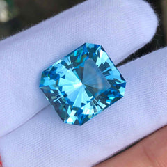 34.95 Carats Electric Blue Topaz Gemstone