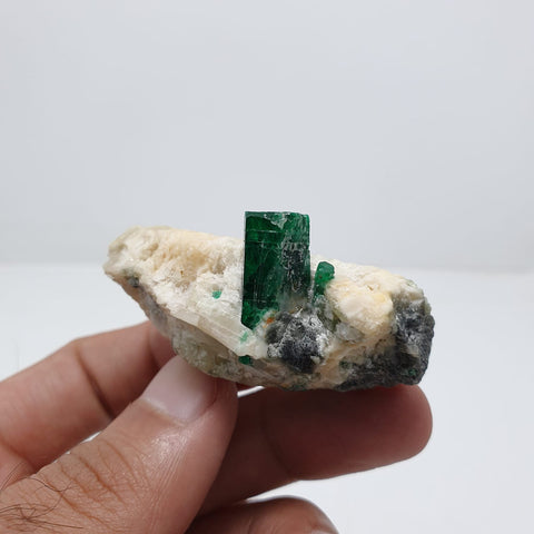 Elongated Focal Gem Emerald Crystal Nicely Positioned on Creamy White Calcite