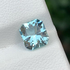 Exceptional Light Blue Aquamarine Stone