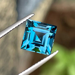 Exquisite London Blue Topaz Stone