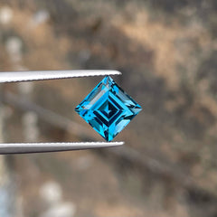 Exquisite London Blue Topaz Stone