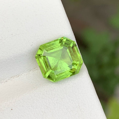 Fabulous Apple Green Loose Peridot