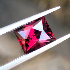 1.9ct Loose Garnet