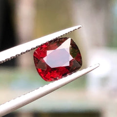 Buy 1.60 Carats Faceted Deep Red Spinel