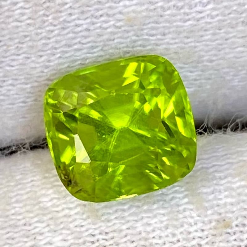 Faceted Leaf Green Peridot 2.90 Carats