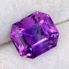 15 carats Amethyst