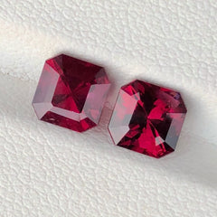 2.9ct Loose Rodolite Garnet Pair