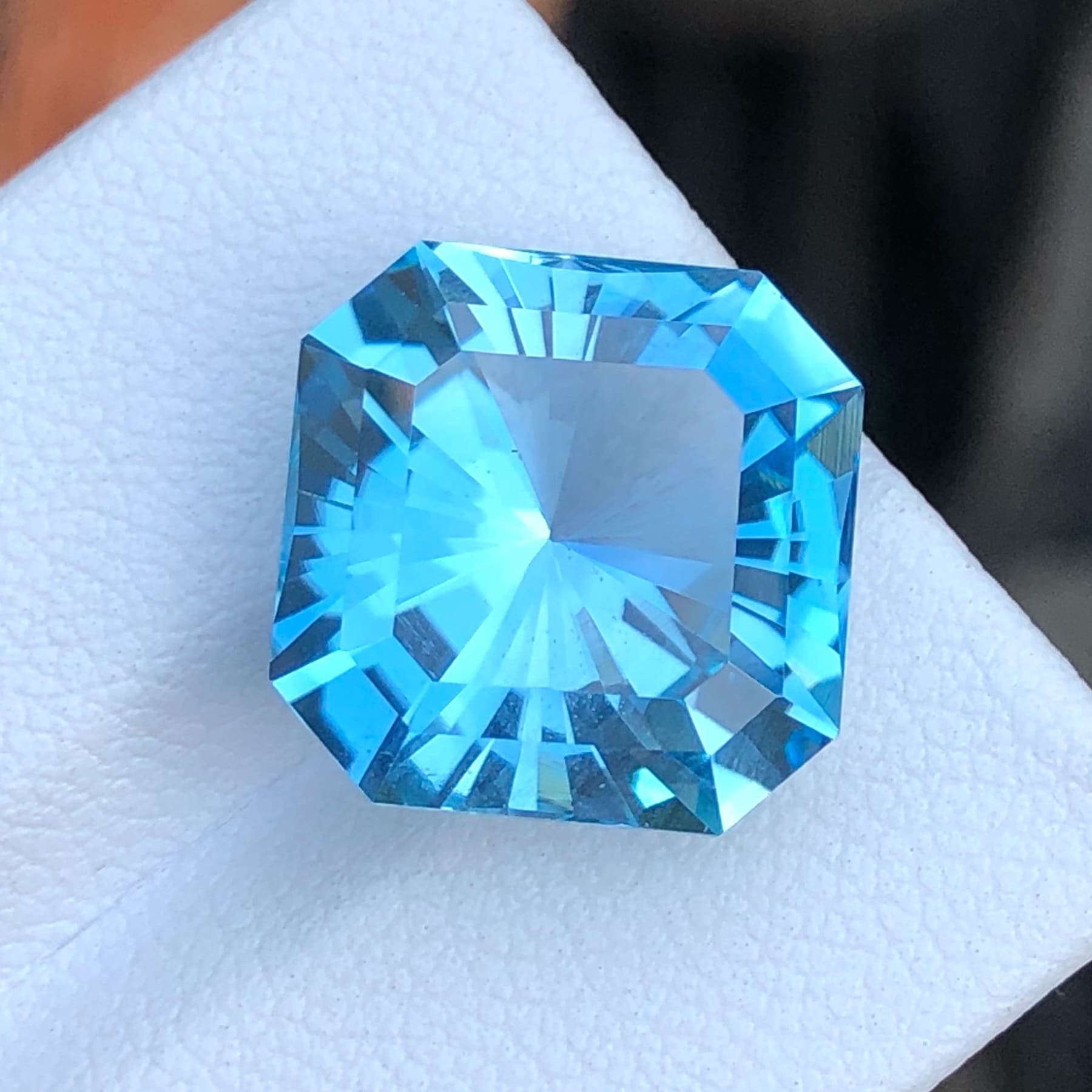 15.65 Carats Faceted Sky Blue Topaz