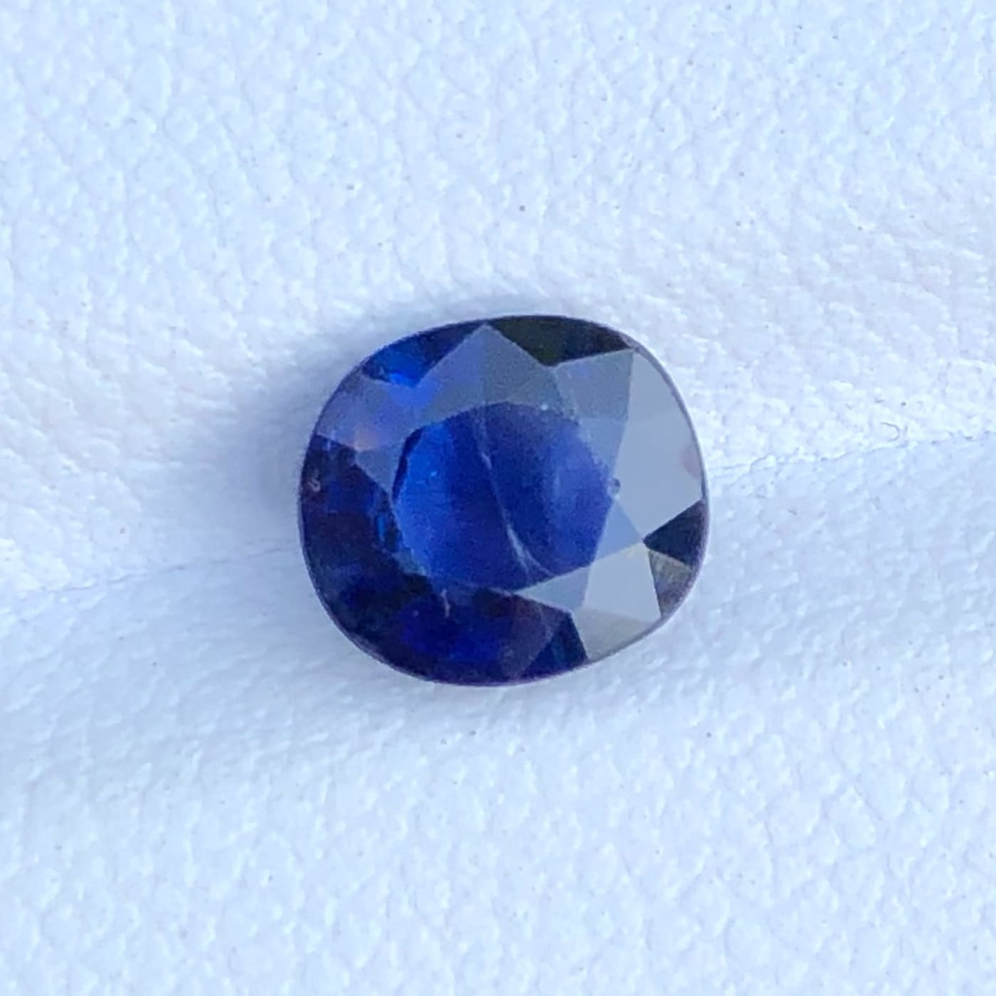 Buy 1.50 Carats Faceted Tealish Blue Sapphire
