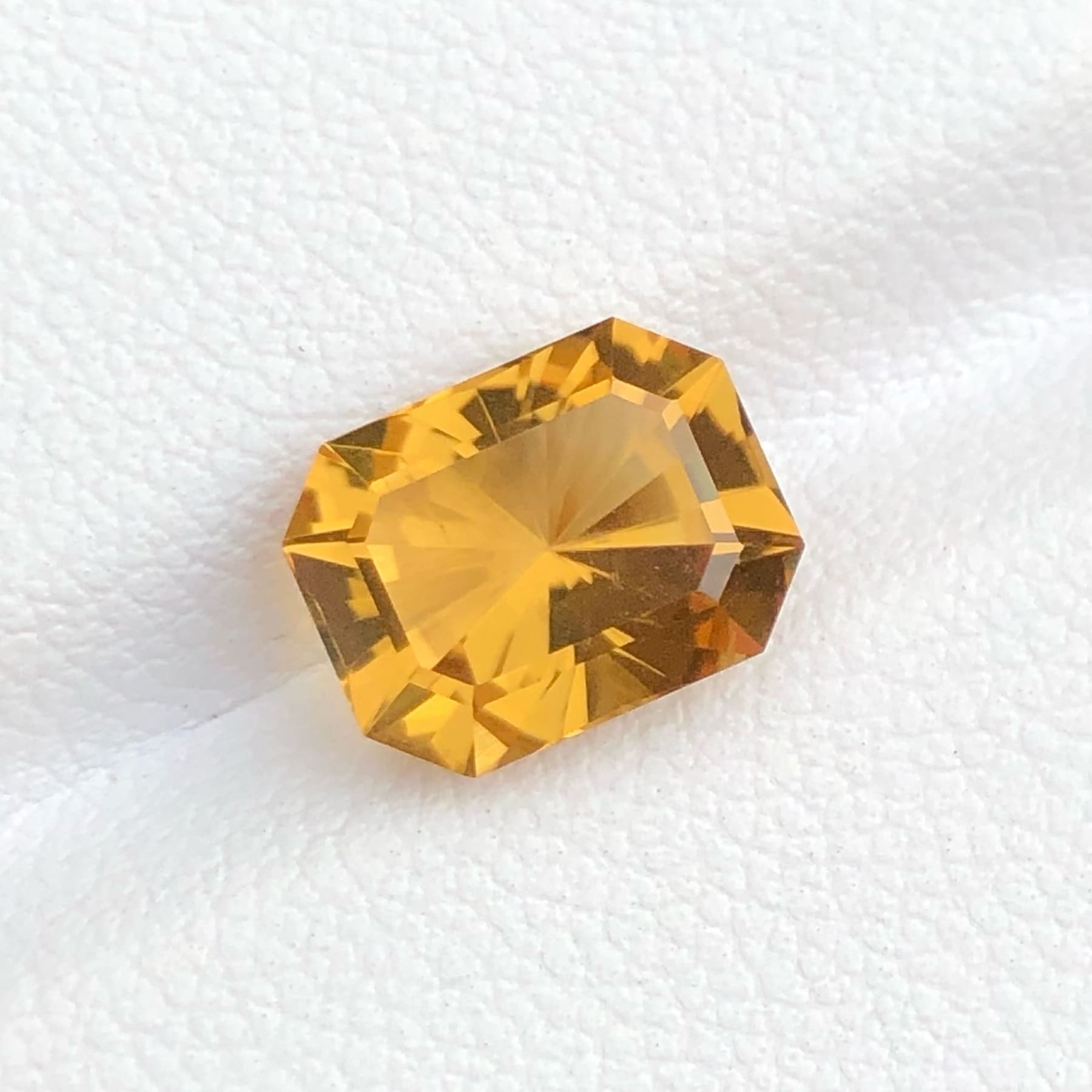 Buy 3.04 carats Faceted Yellowish Orange Citrine