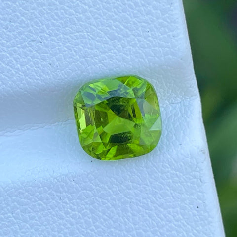 Fantastic Natural Green Loose Peridot Stone