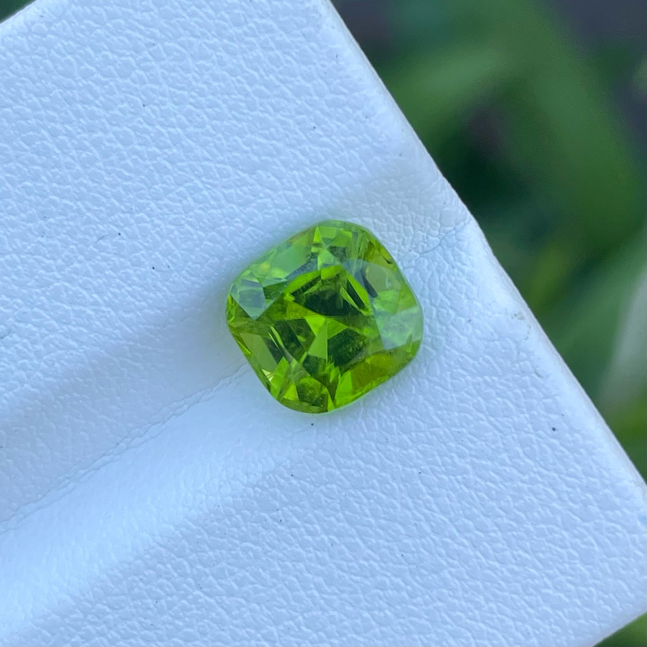 Fantastic Natural Green Loose Peridot Stone