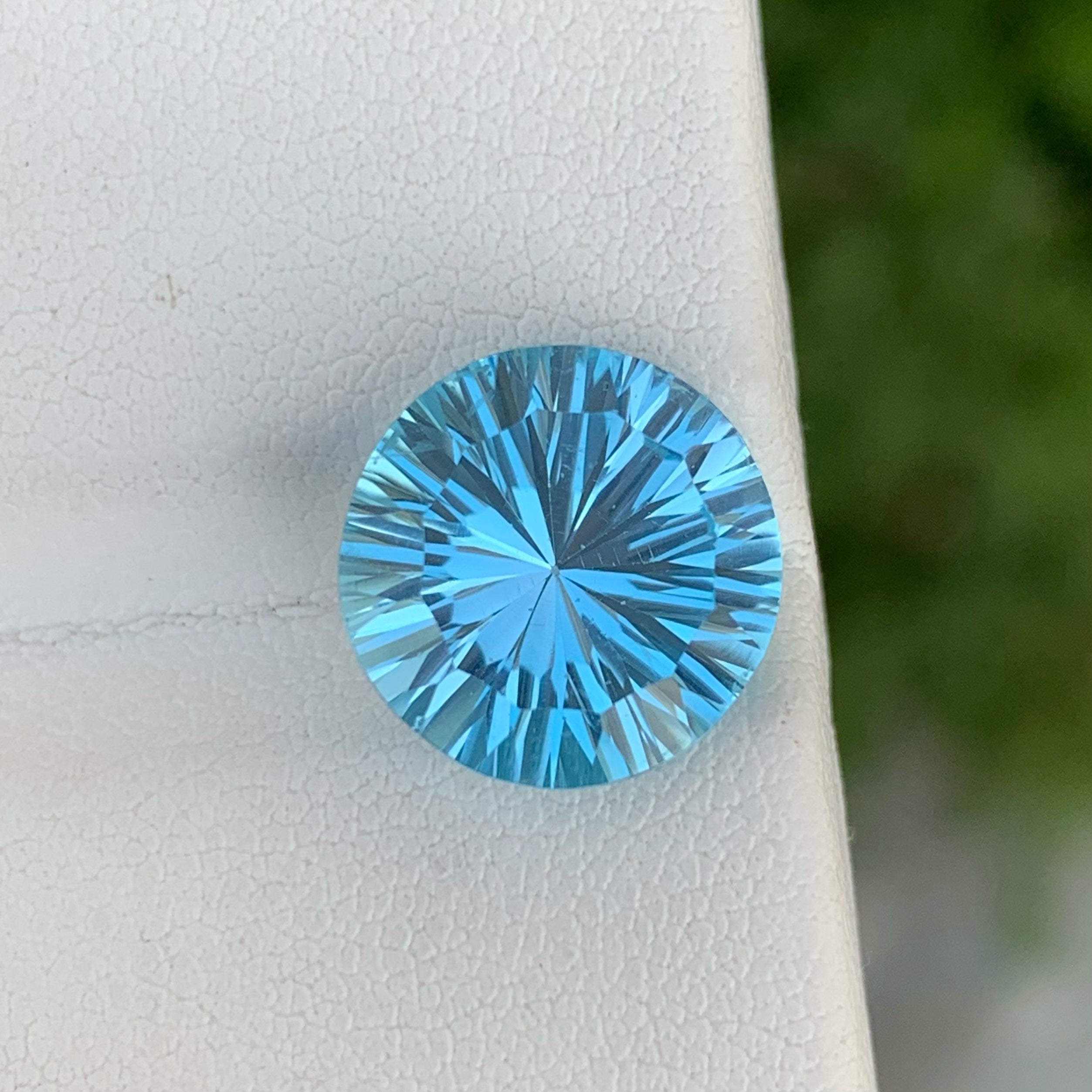 Fantastic Natural Swiss Blue Topaz Gemstone