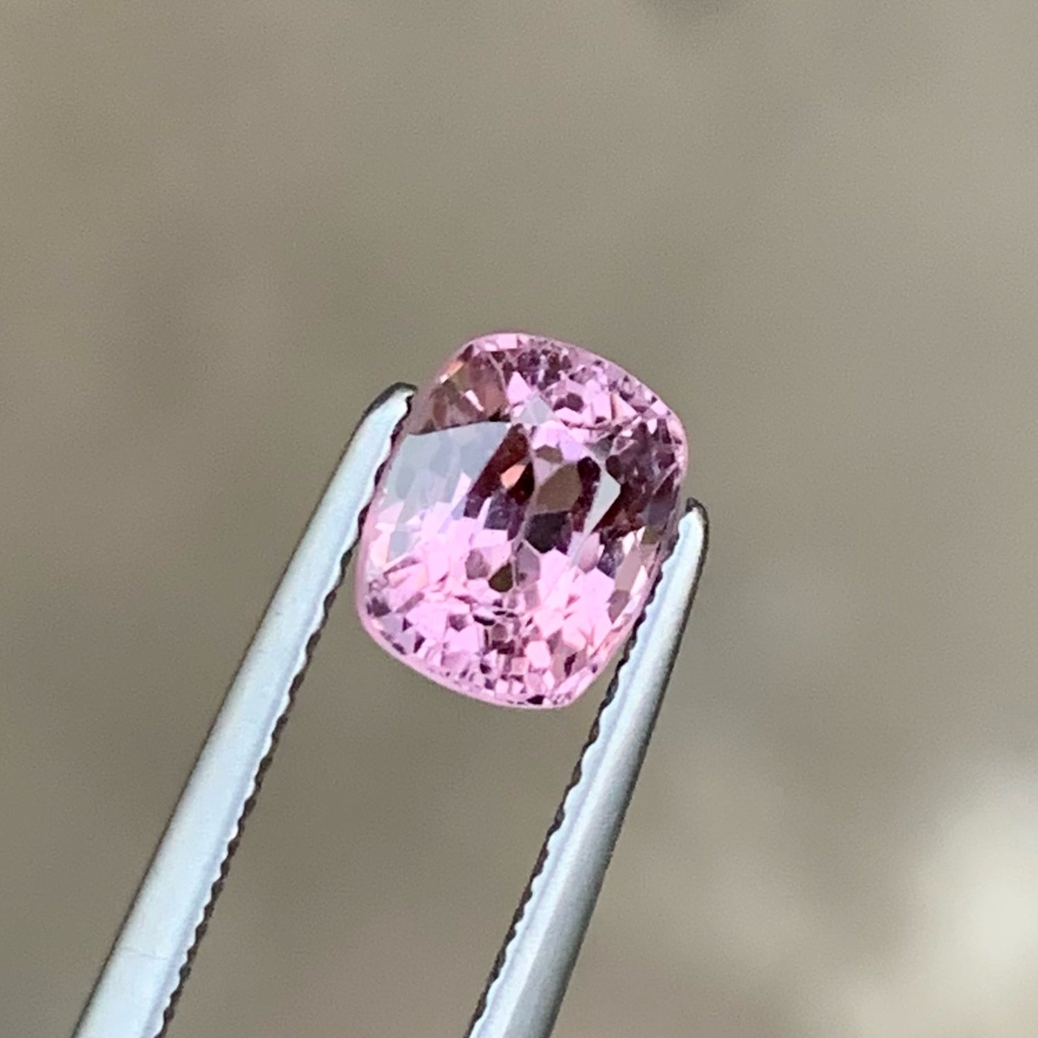 Fantastic Purplish Pink Natural Spinel Stone
