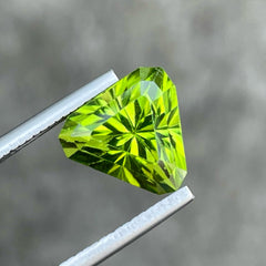 Fantastic Trilliant Cut Natural Peridot Gemstone