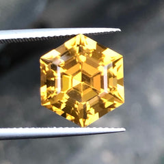 Buy 7.35 carats Fiery Yellowish Orange Citrine