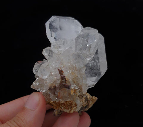 Focal Faden Quartz Crystal On Matrix With Brookite And Siderite
