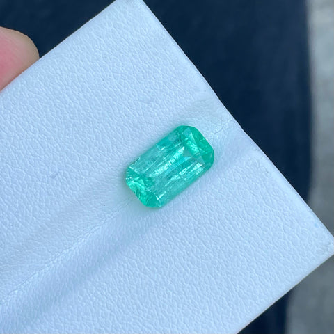 Gorgeous Natural Afghani Emerald Gemstone