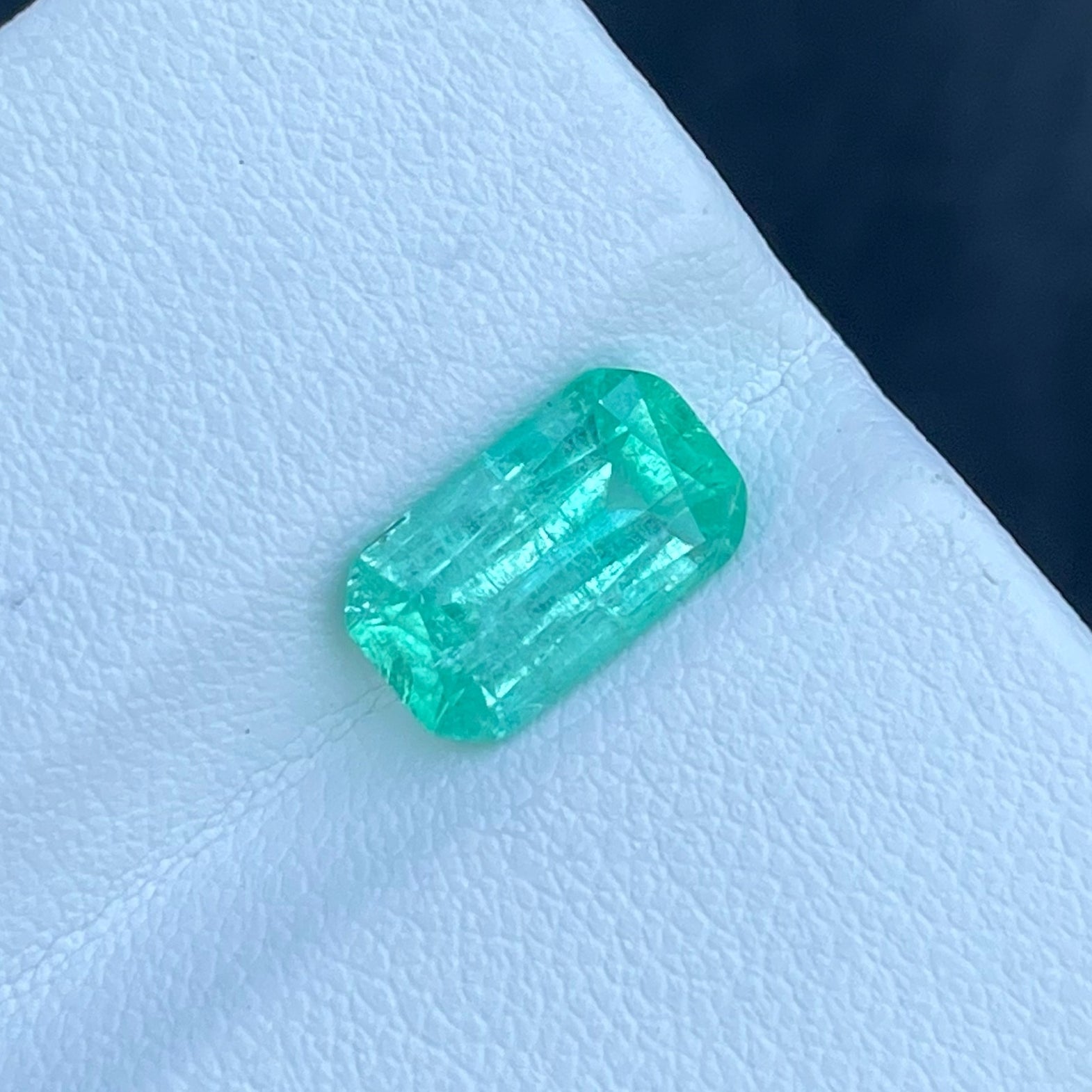 NATURAL EMERALD stone origen:Africa lite blue colour shape cushion birthday stone love stone top weight 1.95 CTS