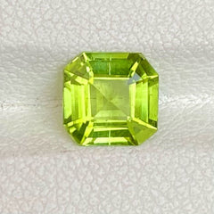 1.30 carats Peridot