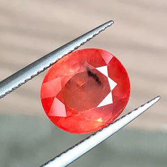 5.58 carats Orange Sapphire