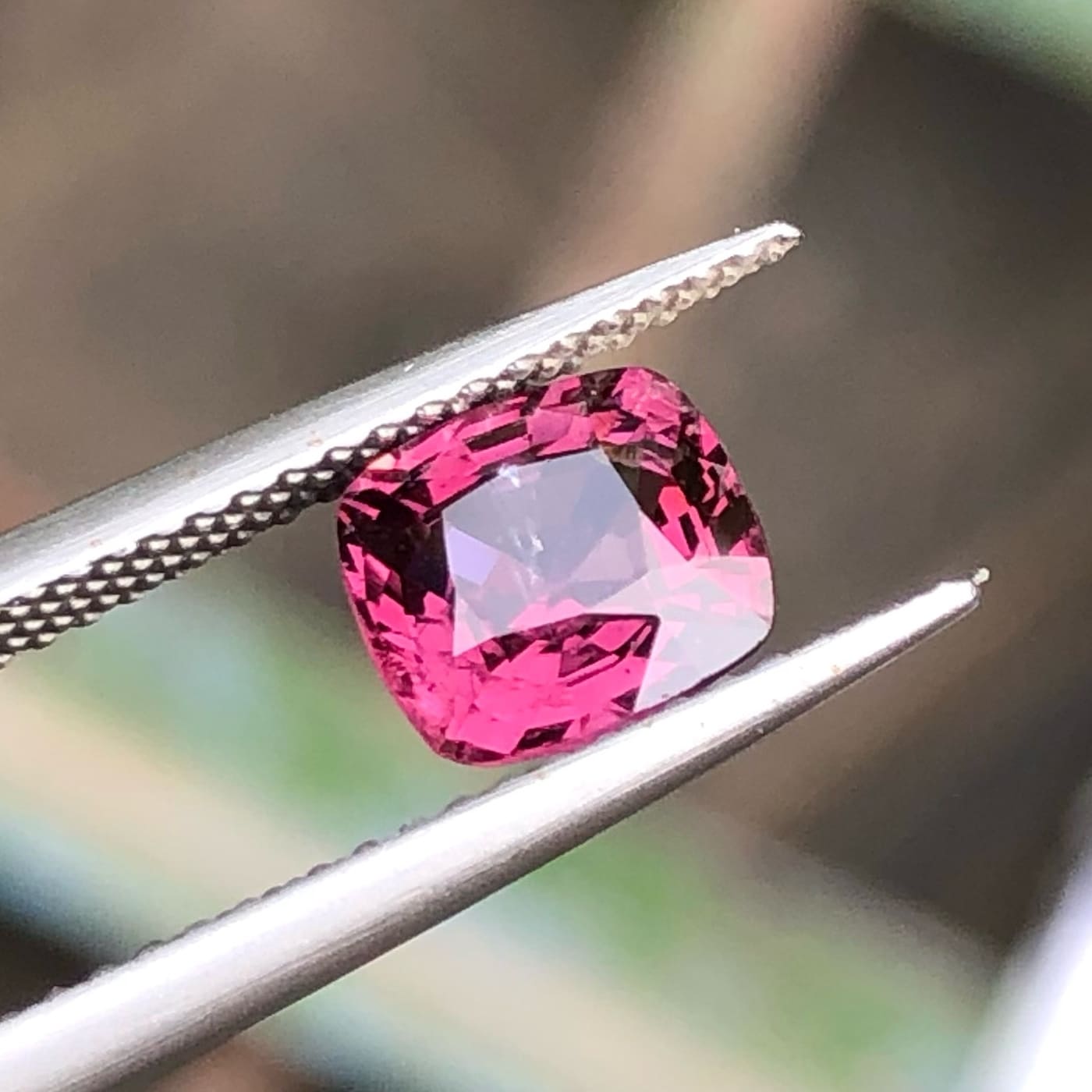 Good Spinel Buy 1.40 carats Hot Pink Spinel Gemstone | Gandhara Gems