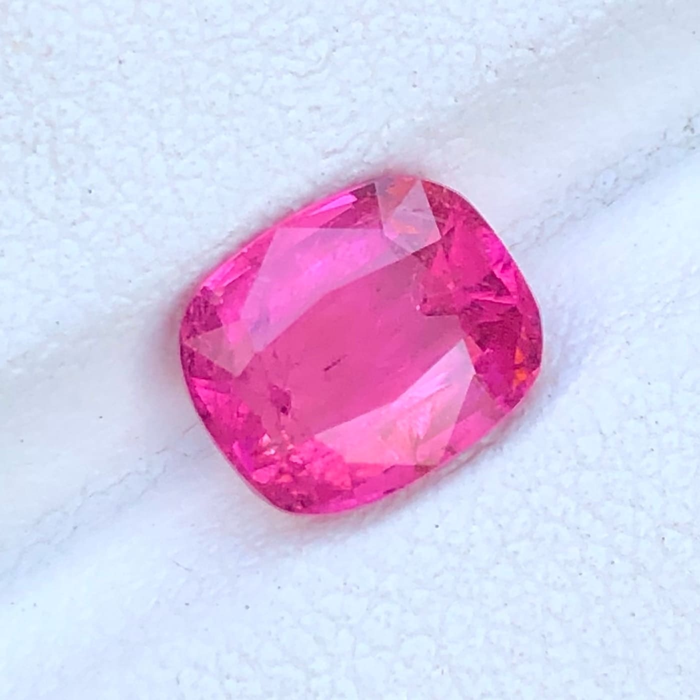 1.90 carats Loose Pink Tourmaline