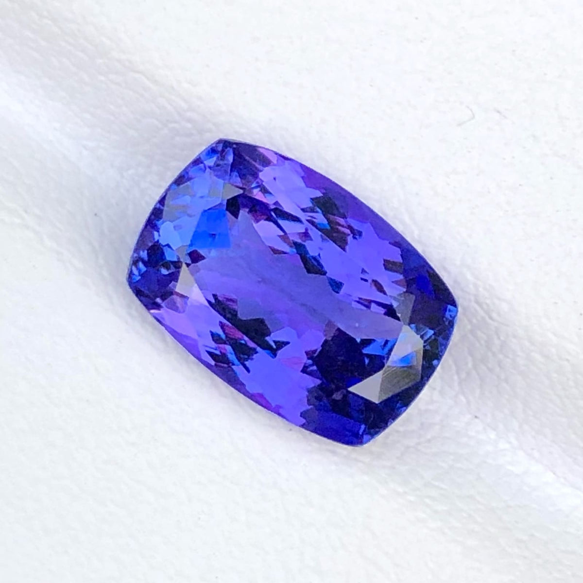Hot Purple Tanzanite - 4.92 carats