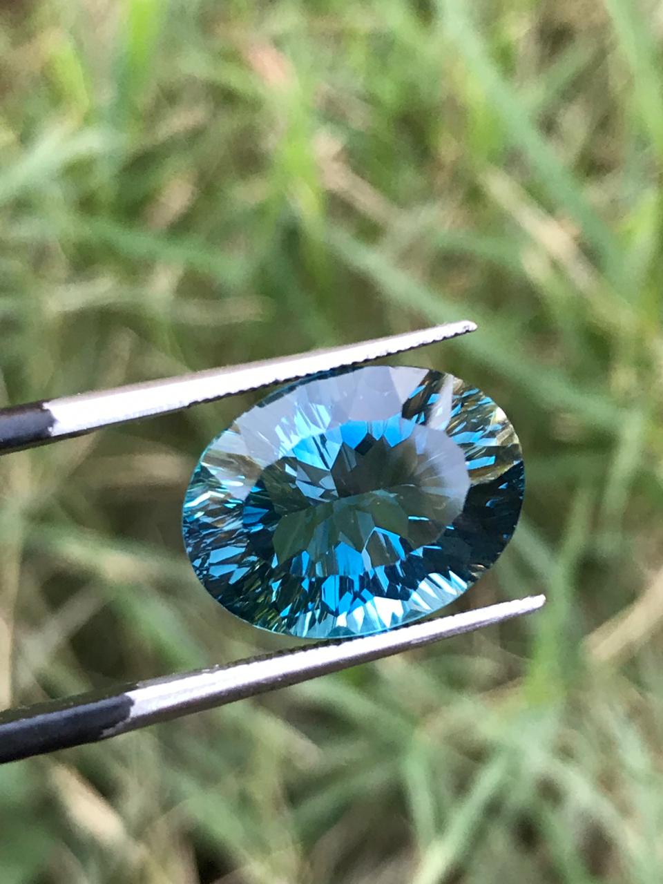 10.15 ct Faceted London blue Topaz for sale